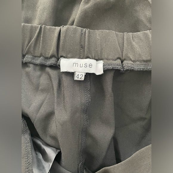 Muse Grey Belted Pants - size US 10 - Picture 3 of 7